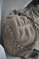 Nefeli Suede Δερμάτινο Pouch - Mocca - Image 2