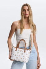 Jenilda White - Image 3